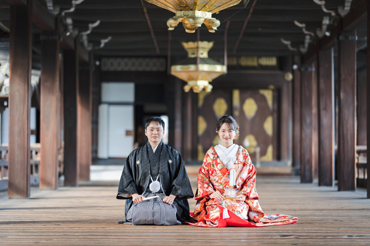世界遺産の西本願寺で色打掛を着て京都前撮り