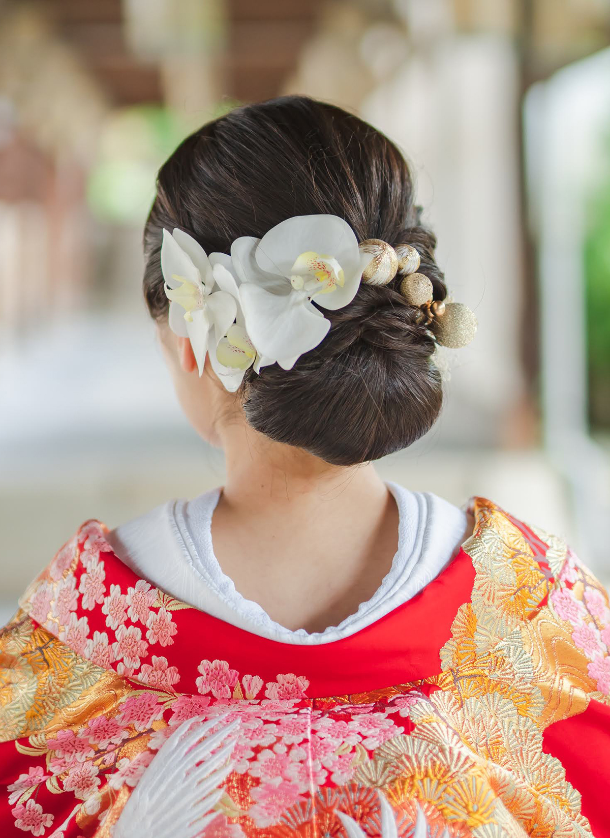 タイトにまとめた和装前撮りのヘアスタイル