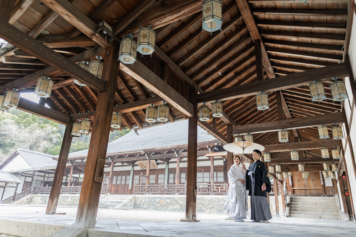 結婚式の和装フォトウェディング「萬福寺は回廊が魅力的」