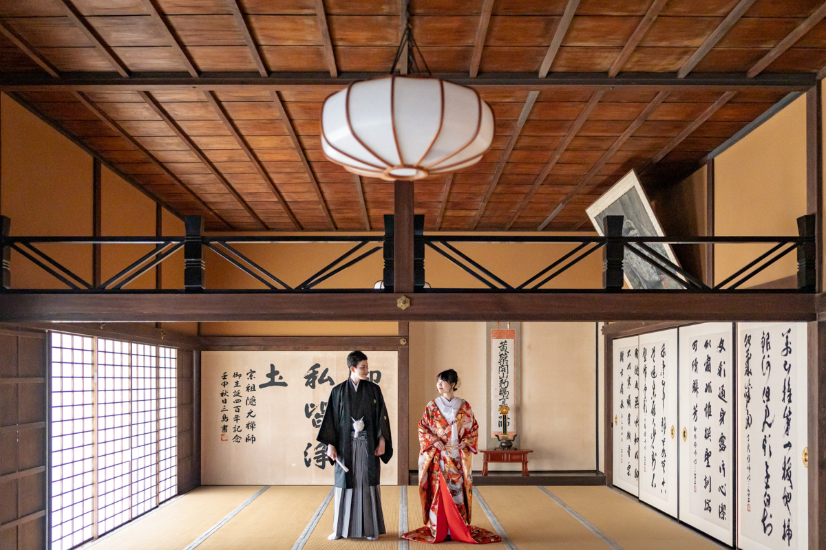 結婚式の和装フォトウェディング「萬福寺の東方丈全景」
