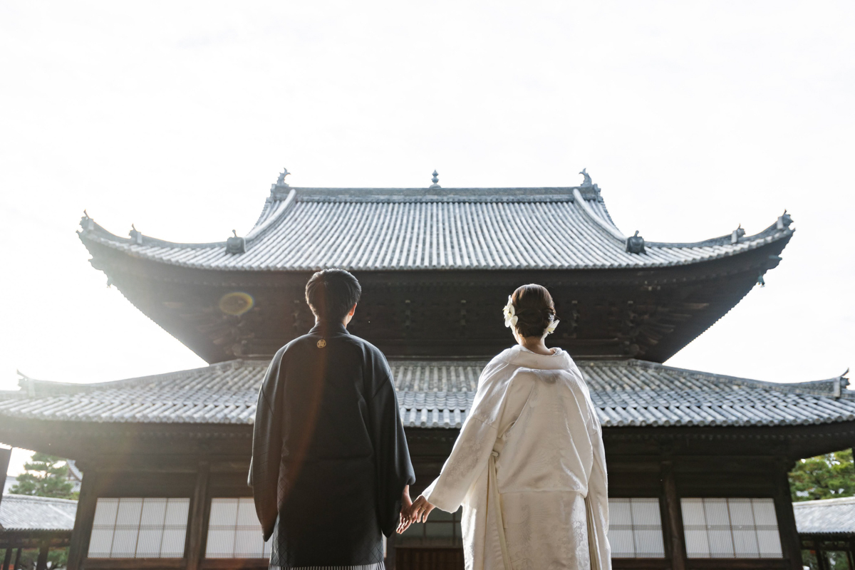関西の萬福寺で白無垢を着て和装前撮り