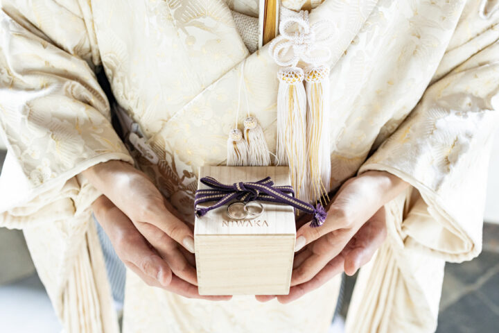 京都の萬福寺で和装前撮り・フォトウェディングは手元ショットが人気