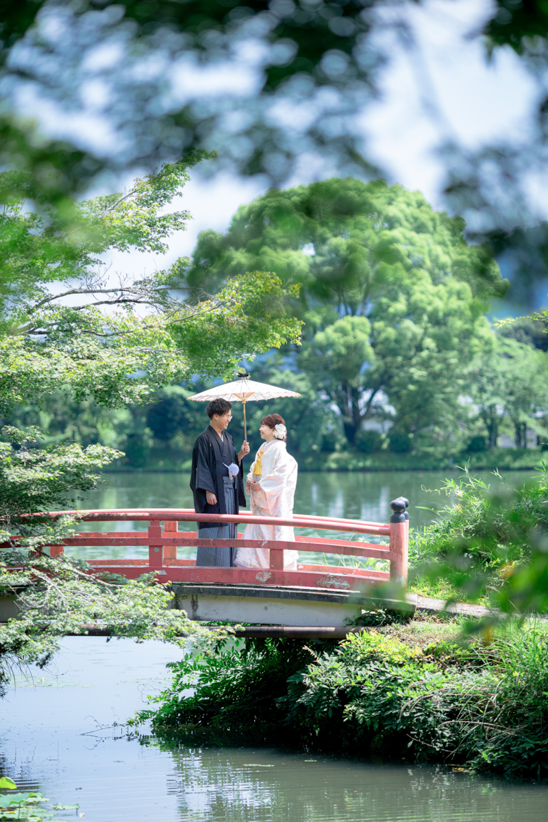 結婚式の和装フォトウェディング「大覚寺の朱橋」