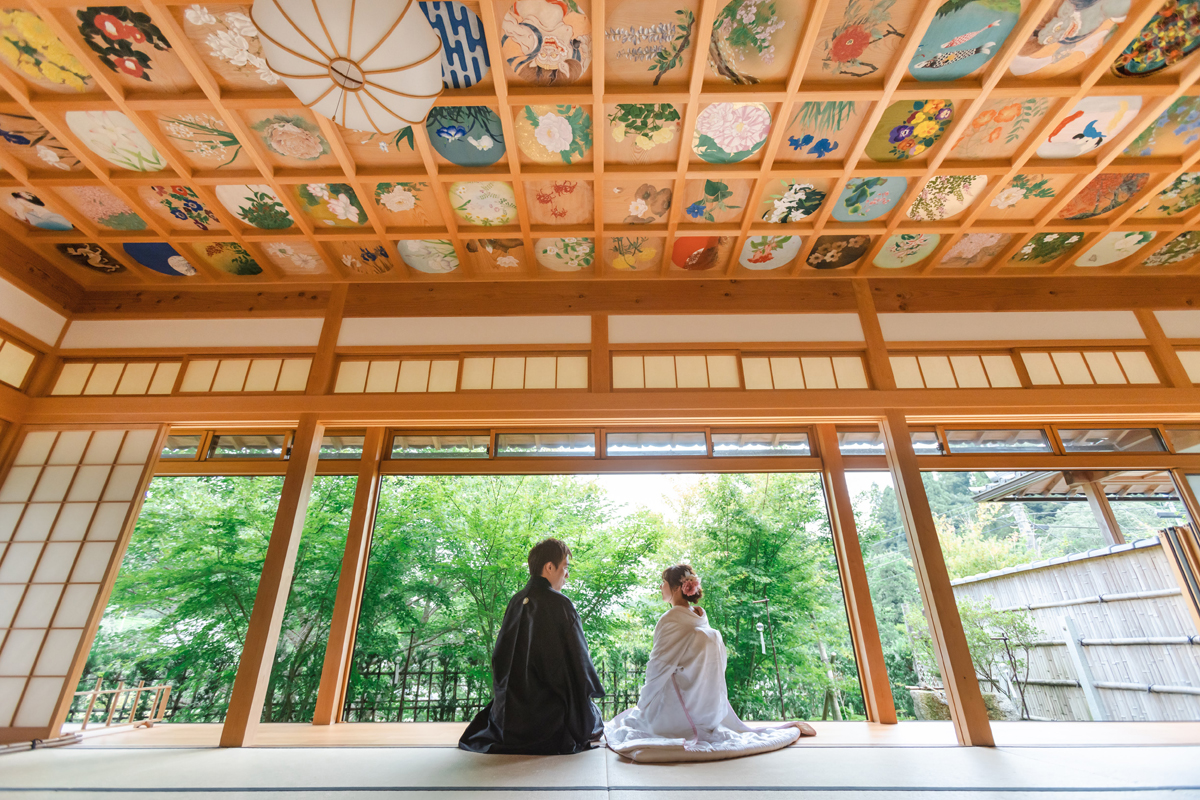 正寿院の風鈴まつり前撮り「天井画がきれいな縁側」