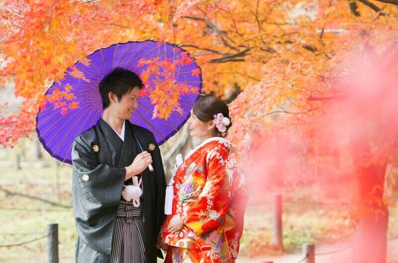 紅葉の和装前撮りやフォトウェディングは京都のロケーションがおすすめです