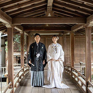 桜シーズンの毘沙門堂