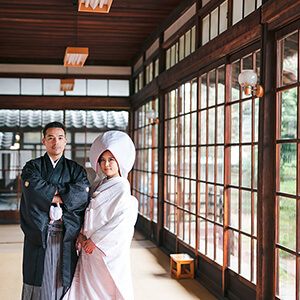 桜シーズンの立本寺